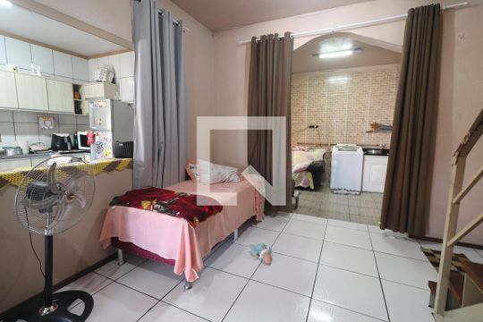 Sala 2 de casa à venda com 3 quartos, 180m² em Canudos, Novo Hamburgo