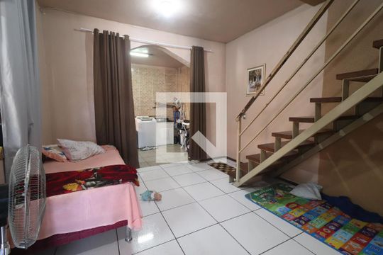 Sala 2 de casa à venda com 3 quartos, 180m² em Canudos, Novo Hamburgo