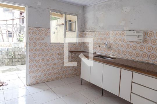 Cozinha Casa 2  de casa à venda com 4 quartos, 380m² em Vila Sirena, Guarulhos