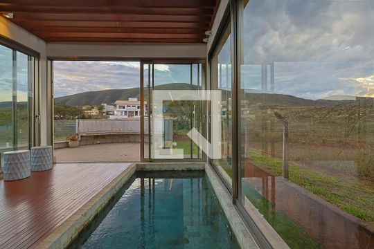 Spa de casa de condomínio à venda com 3 quartos, 240m² em , Nova Lima