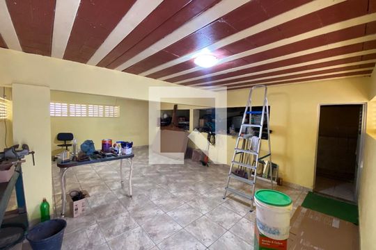 Sótão de casa à venda com 3 quartos, 660m² em Pilares, Rio de Janeiro