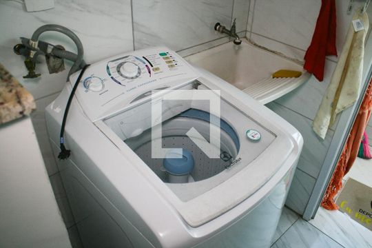 Área de Serviço de apartamento para alugar com 2 quartos, 48m² em Nova Mirim, Praia Grande