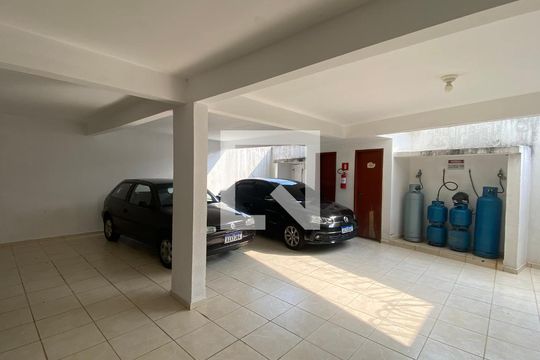 Garagem de apartamento à venda com 2 quartos, 92m² em Jardim do Estádio, Santo André