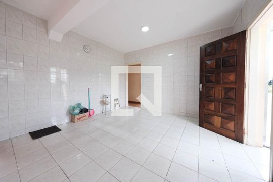 Cozinha de casa à venda com 2 quartos, 6672m² em Parque Boturussu, São Paulo