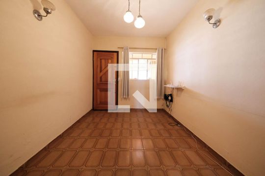 Sala de casa à venda com 2 quartos, 6672m² em Parque Boturussu, São Paulo