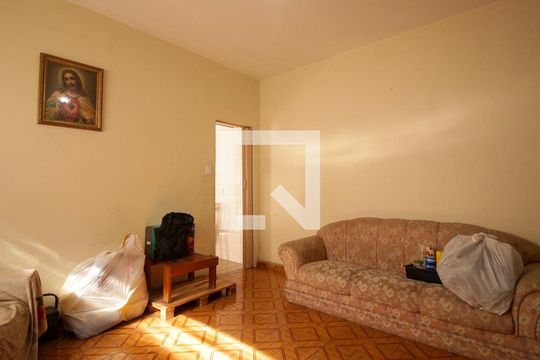 Casa 1 - Sala de casa à venda com 3 quartos, 250m² em Aricanduva, São Paulo