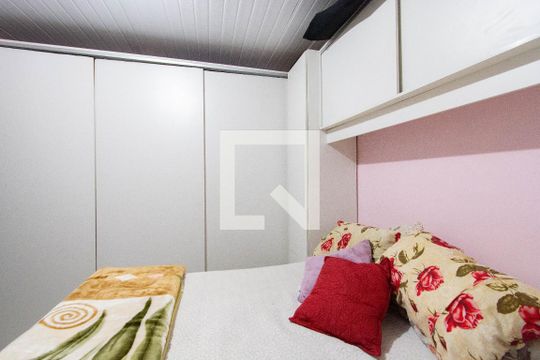 Quarto de casa para alugar com 2 quartos, 199m² em São José, Canoas