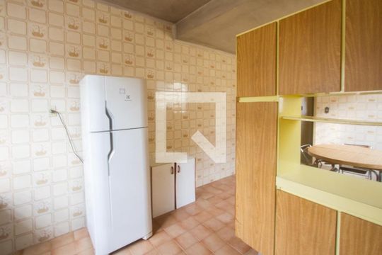 Cozinha de casa à venda com 3 quartos, 140m² em Vila Congonhas, São Paulo