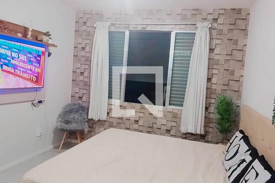 Sala/Quarto de kitnet/studio para alugar com 1 quarto, 35m² em Canto do Forte, Praia Grande