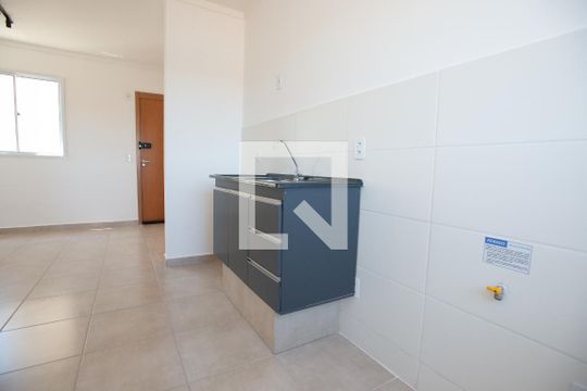 Cozinha de apartamento para alugar com 2 quartos, 43m² em Chácaras Pedro Corrêa de Carvalho, Ribeirão Preto