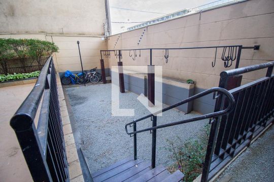 Área Comum - Bicicletário de apartamento à venda com 2 quartos, 66m² em Barra Funda, São Paulo