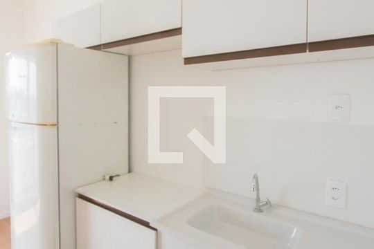Cozinha de kitnet/studio para alugar com 1 quarto, 20m² em Vila das Belezas, São Paulo