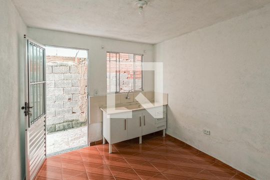 Casa para alugar com 1 quarto, 55m² em Jardim Peri, São Paulo