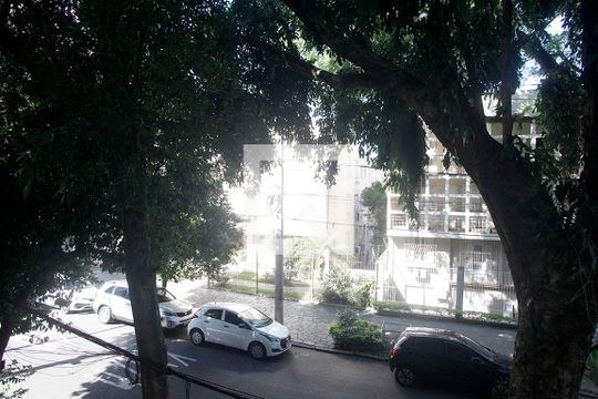 Quarto 2 Vista de apartamento para alugar com 2 quartos, 73m² em Petrópolis, Porto Alegre