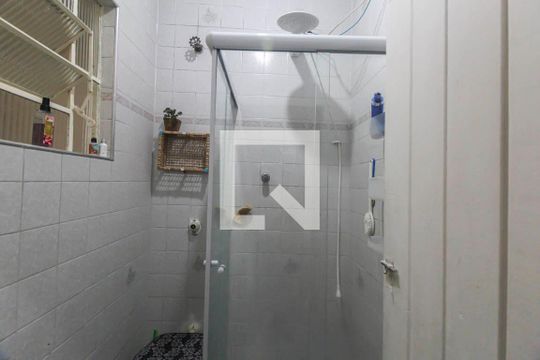 Banheiro 2 de casa à venda com 3 quartos, 175m² em Jardim Planalto, São Paulo