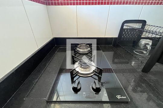 Cozinha de apartamento para alugar com 1 quarto, 25m² em José Menino, Santos