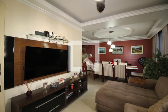 Sala de casa de condomínio à venda com 4 quartos, 141m² em Taquara, Rio de Janeiro