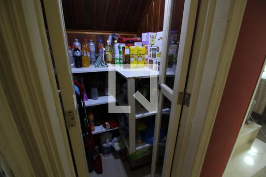 Despensa de casa de condomínio à venda com 4 quartos, 141m² em Taquara, Rio de Janeiro