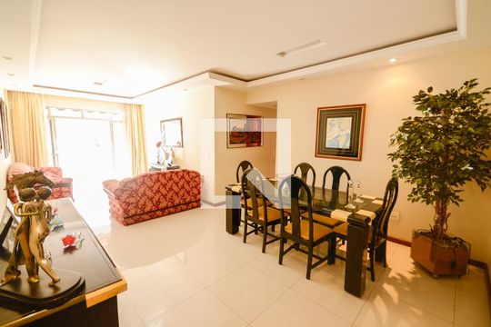 Apartamento à venda com 3 quartos, 126m² em Vila Isabel, Rio de Janeiro