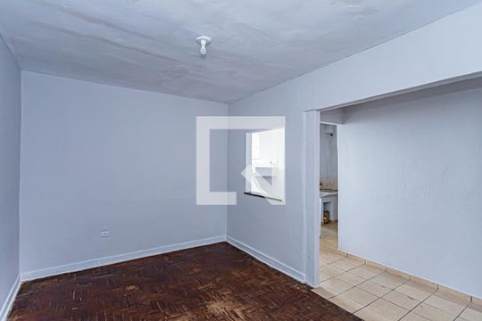 Sala de casa para alugar com 1 quarto, 140m² em Jaguará, São Paulo