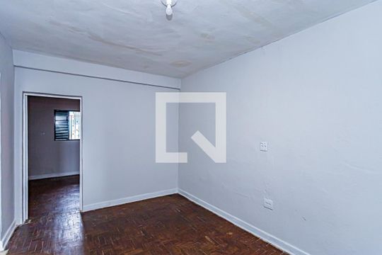 Sala de casa para alugar com 1 quarto, 140m² em Jaguará, São Paulo