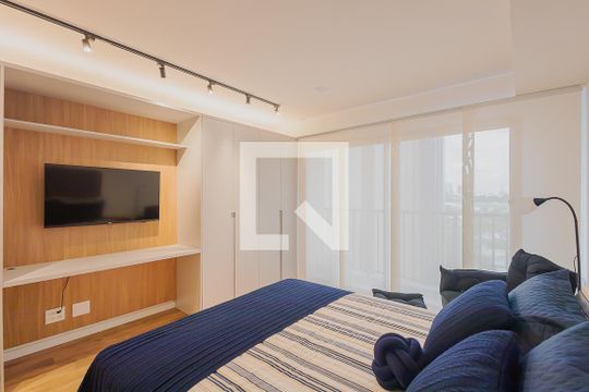 Quarto/Studio de kitnet/studio para alugar com 1 quarto, 24m² em Pinheiros, São Paulo