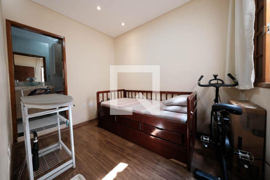 Quarto 2 de casa à venda com 3 quartos, 200m² em Vila Rio Branco, São Paulo