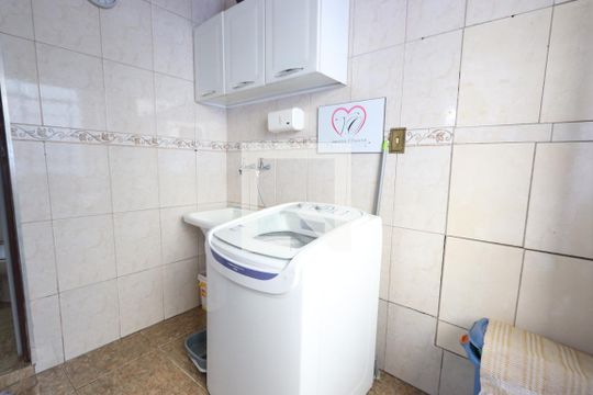 Lavanderia - Casa 1 de casa à venda com 6 quartos, 330m² em Vila Graciosa, São Paulo