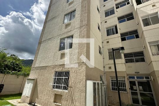 Fachada de apartamento para alugar com 2 quartos, 43m² em Vargem Pequena, Rio de Janeiro