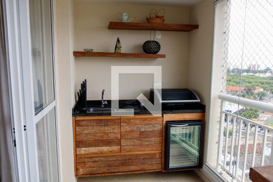 Sacada de apartamento para alugar com 3 quartos, 115m² em Vila Yara, Osasco