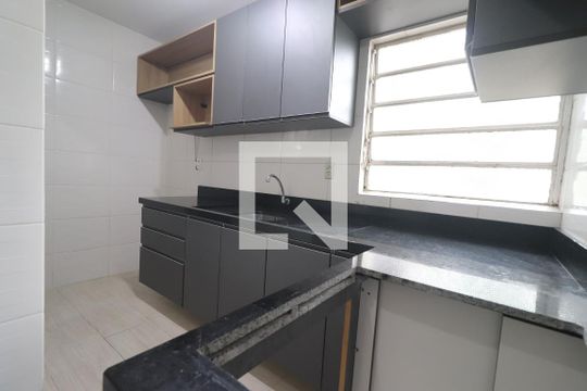 Cozinha de apartamento à venda com 2 quartos, 53m² em Canudos, Novo Hamburgo