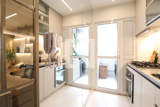 Cozinha de apartamento à venda com 3 quartos, 64m² em Água Branca, São Paulo