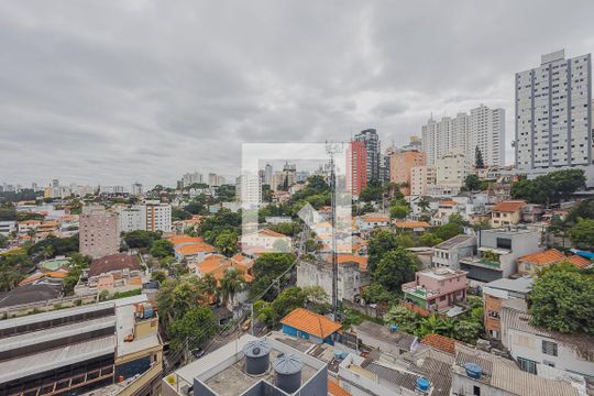 Vista de kitnet/studio à venda com 1 quarto, 30m² em Alto de Pinheiros, São Paulo