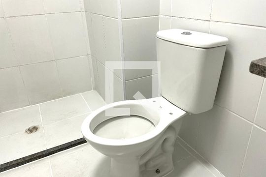 Banheiro de apartamento à venda com 1 quarto, 38m² em Barra Funda, São Paulo