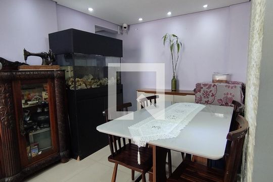 Sala de apartamento à venda com 2 quartos, 67m² em Jardim Celeste, São Paulo