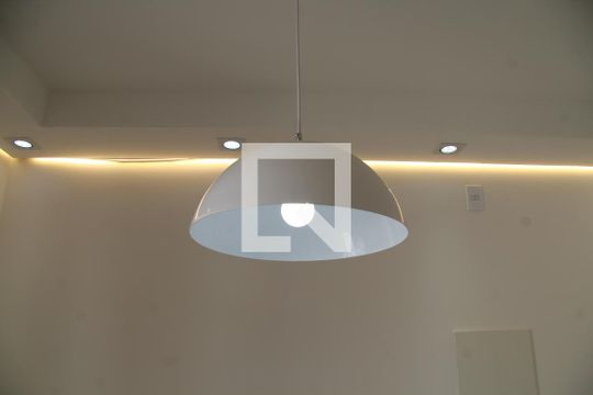 Sala de apartamento para alugar com 3 quartos, 70m² em Vila das Bandeiras, Guarulhos