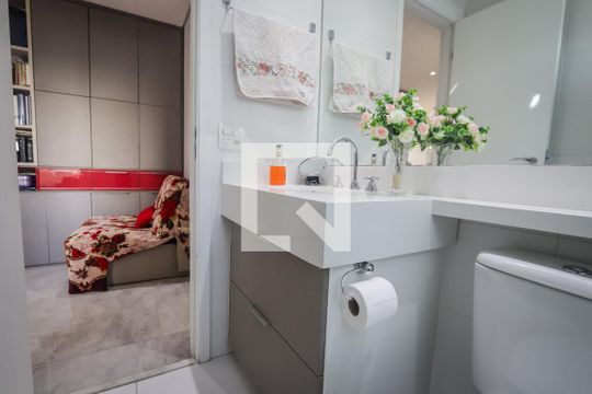 Banheiro Social de apartamento à venda com 2 quartos, 73m² em Jardim Caboré, São Paulo