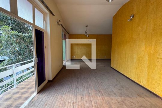 Sala de casa à venda com 3 quartos, 252m² em Jardim do Trevo, Campinas