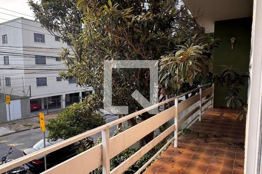 Sacada de casa à venda com 3 quartos, 252m² em Jardim do Trevo, Campinas