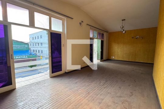Casa à venda com 3 quartos, 252m² em Jardim do Trevo, Campinas