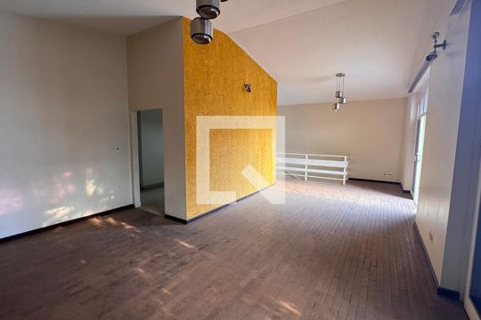 Sala de casa à venda com 3 quartos, 252m² em Jardim do Trevo, Campinas