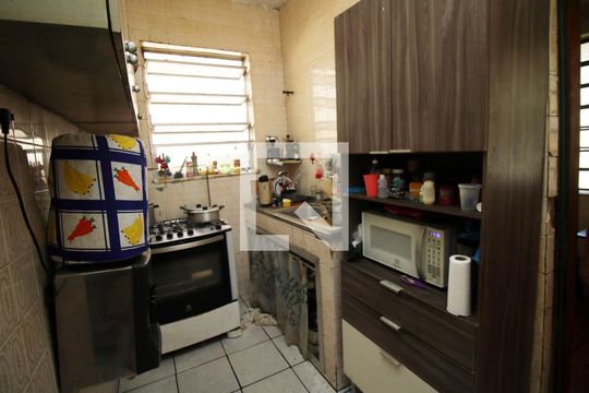 Cozinha de casa à venda com 4 quartos, 360m² em Penha, Rio de Janeiro