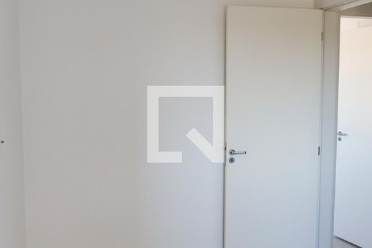 Quarto 2 de apartamento à venda com 3 quartos, 49m² em Veloso, Osasco