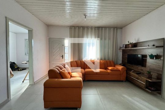 Sala de casa à venda com 2 quartos, 102m² em Santos Dumont, São Leopoldo