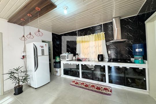 Cozinha de casa à venda com 2 quartos, 102m² em Santos Dumont, São Leopoldo
