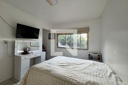 Quarto 2 de casa à venda com 4 quartos, 110m² em Jardim America, São Leopoldo