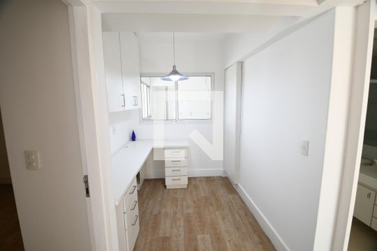  Escritório de apartamento para alugar com 3 quartos, 88m² em Jardim das Paineiras, Campinas