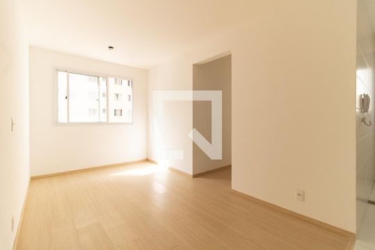 Apartamento à venda com 2 quartos, 43m² em Parque Bristol, São Paulo