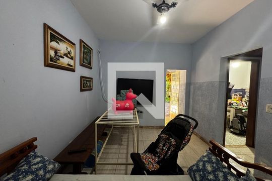 Sala 2 de casa à venda com 8 quartos, 350m² em São Geraldo, Belo Horizonte