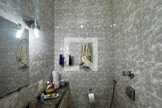 Banheiro 2 - suíte 2 de casa à venda com 8 quartos, 350m² em São Geraldo, Belo Horizonte